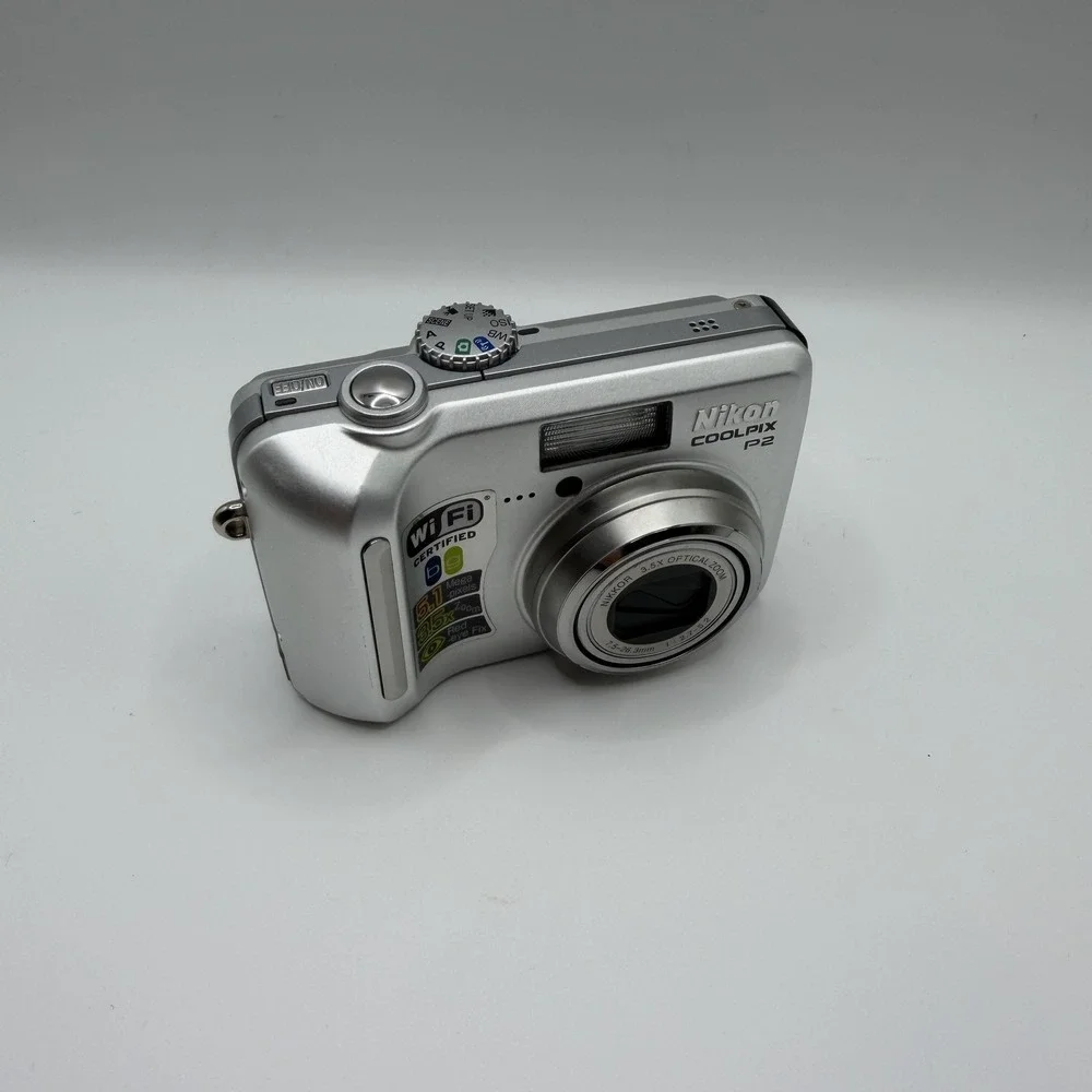 Nikon Coolpix P2 Digital Camera 5.1‎ MP 3.5X Zoom Wi-Fi Silver Compact LCD